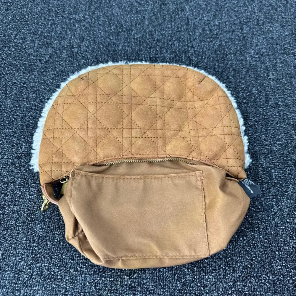 Antik Kraft Quilted Sherpa Trim Crescent Hobo Bag Women Small Tan GOOD